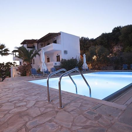 איסטרו Villa Michalis מראה חיצוני תמונה